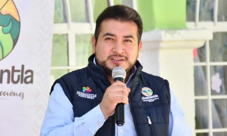 Salvador Santos Cedillo busca la reelección y pide licencia en Huamantla