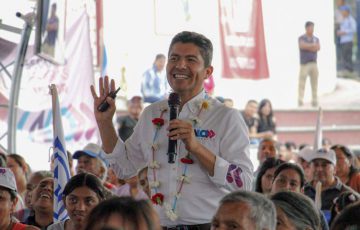 Un candidato del gobierno en Puebla reportó un asalto en su residencia.