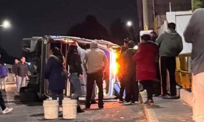 Accidente en la carretera Tlaxcala-Puebla deja un obrero muerto y 8 heridos