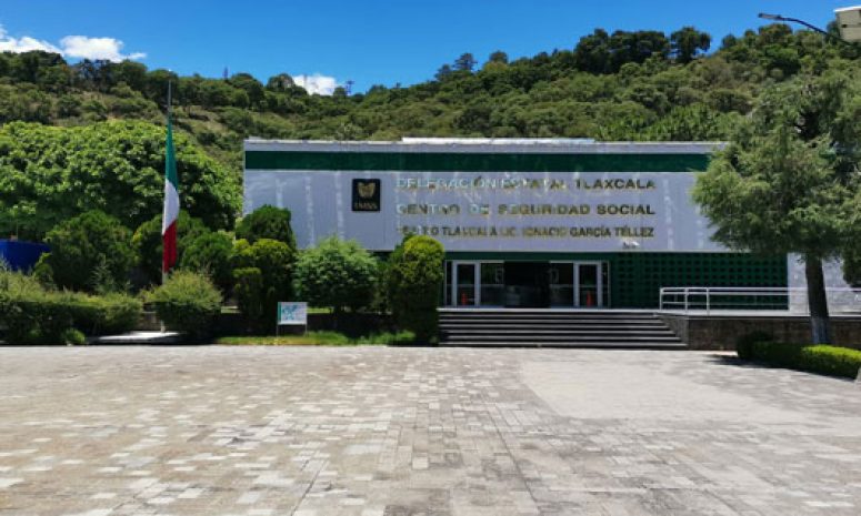 Tras marcha, denuncian hostigamiento en el IMSS Tlaxcala