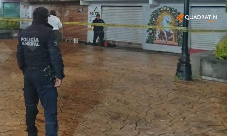 Muere panadero frente al kiosco de Acuitlapilco