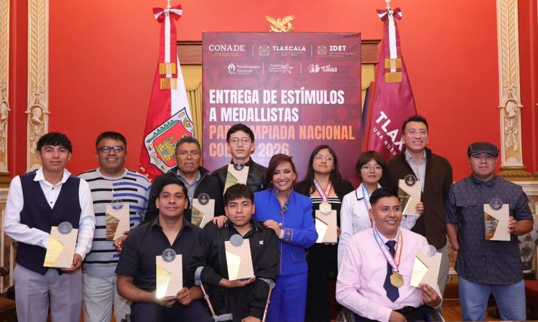 Lorena Cuéllar reconoce a medallistas paralímpicos de Tlaxcala